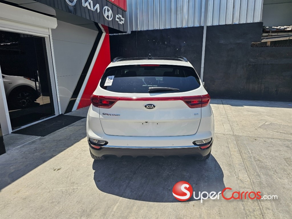 2020 Kia Sportage EX — foto 3 / 9