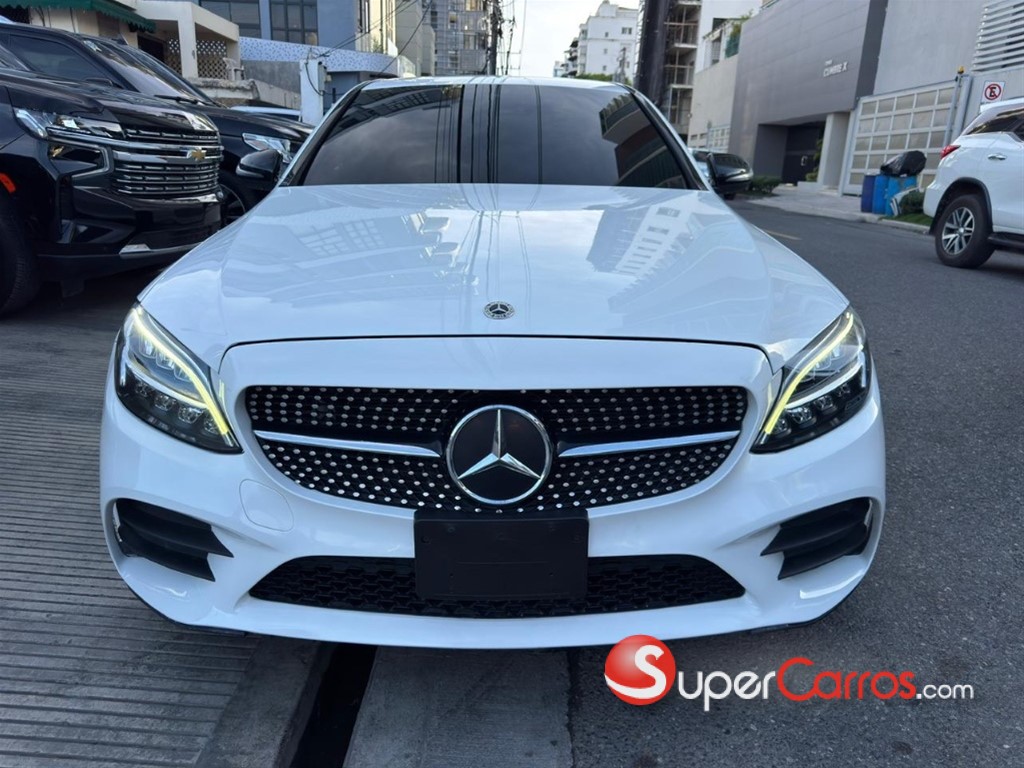 2020 Mercedes-Benz Clase C 300 — foto 2 / 12