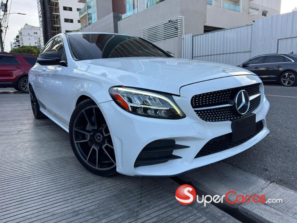 2020 Mercedes-Benz Clase C 300 — foto 3 / 12