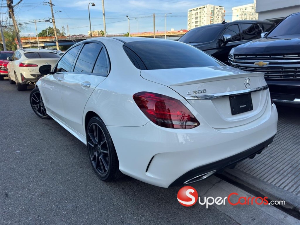 2020 Mercedes-Benz Clase C 300 — foto 7 / 12