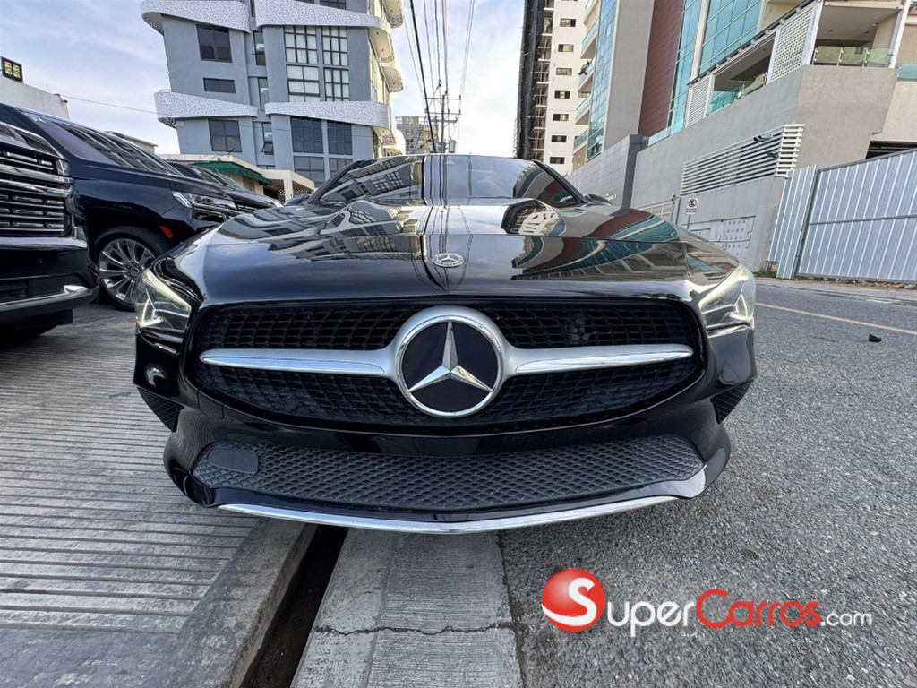 2020 Mercedes-Benz Clase CLA 250 — foto 2 / 12