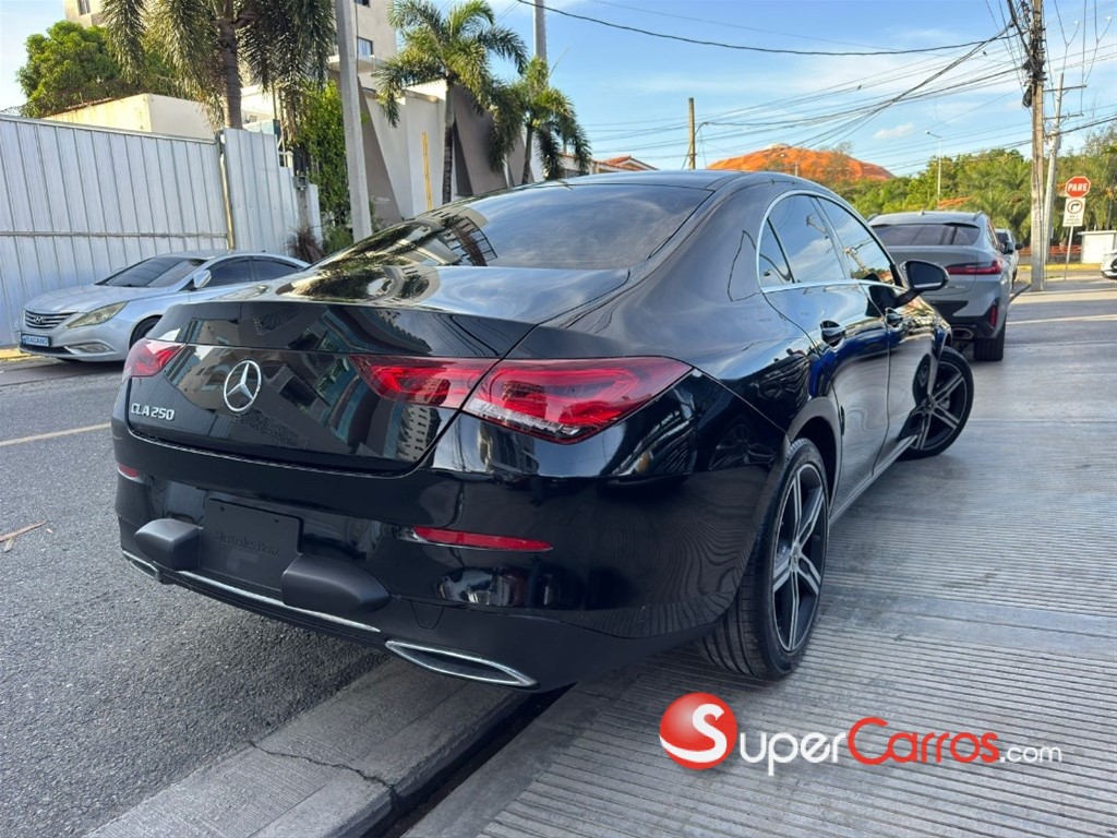 2020 Mercedes-Benz Clase CLA 250 — foto 5 / 12