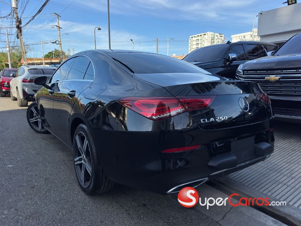 2020 Mercedes-Benz Clase CLA 250 — foto 7 / 12