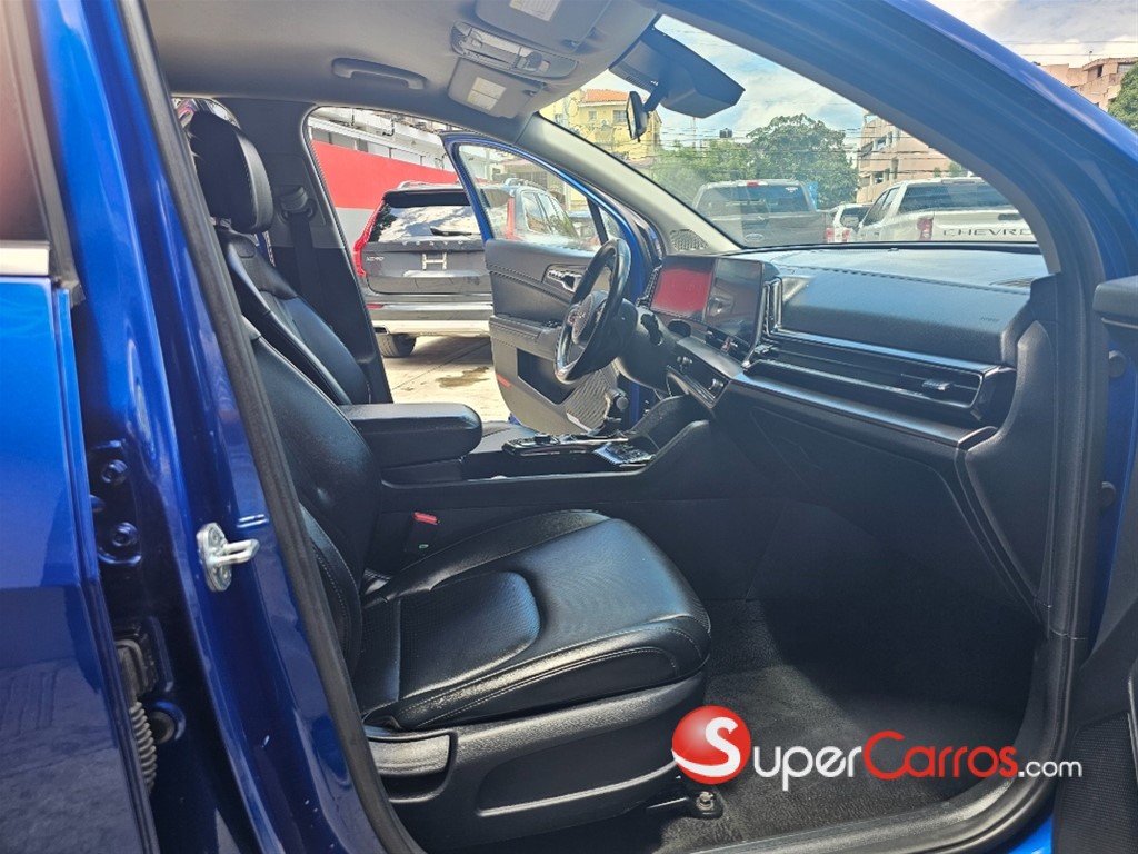2023 Kia Sportage EX — foto 6 / 8