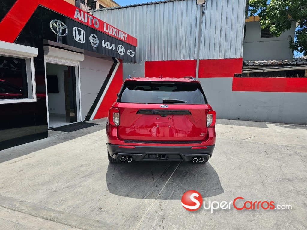2020 Ford Explorer ST — foto 3 / 9