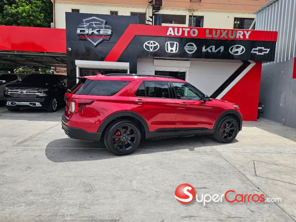 2020 Ford Explorer ST — foto 4 / 9