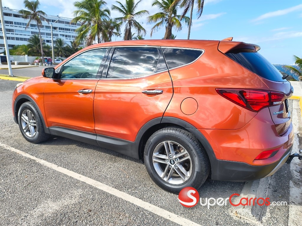2017 Hyundai Santa Fe Sport — foto 3 / 12