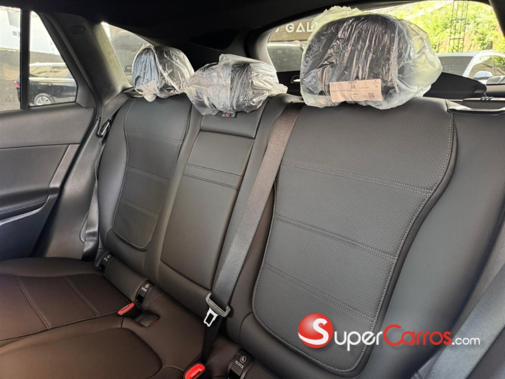 2026 Mercedes-Benz Clase GLC 200 4MATIC — foto 6 / 12