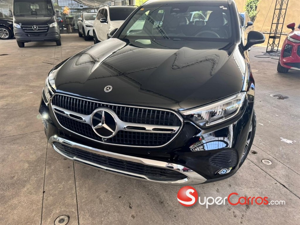 2026 Mercedes-Benz Clase GLC 200 4MATIC — foto 9 / 12
