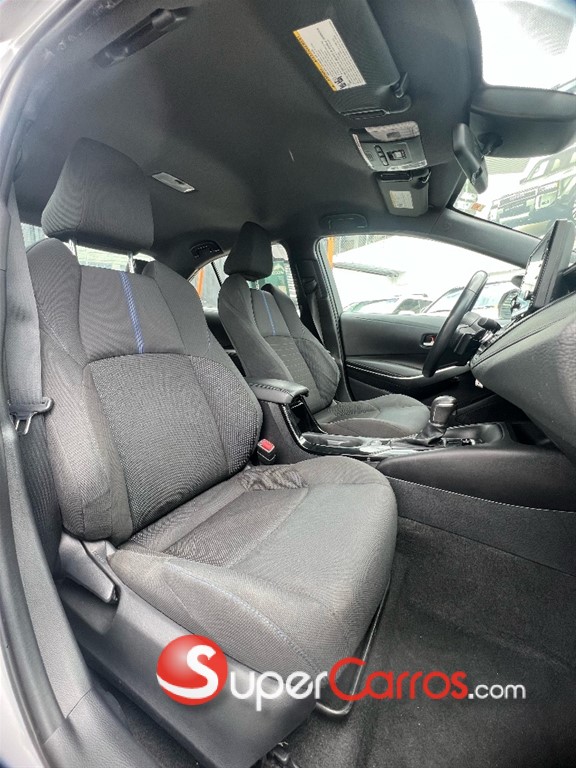 2022 Toyota Corolla SE — foto 6 / 9