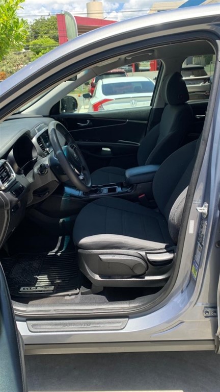 2020 Kia Sorento LX — foto 4 / 7
