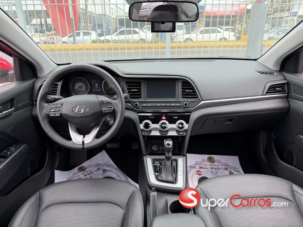 2020 Hyundai Avante — foto 10 / 10