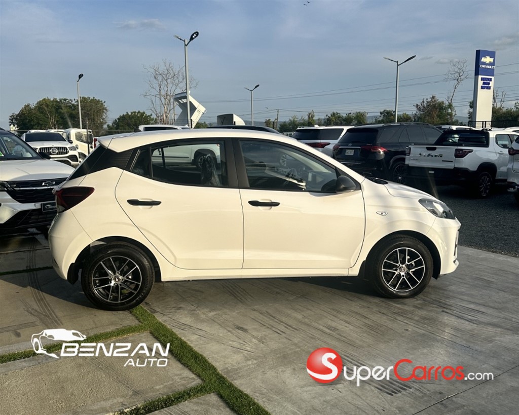 2024 Hyundai Grand I 10 — foto 4 / 8