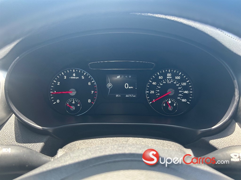 2016 Kia Sorento — foto 2 / 12