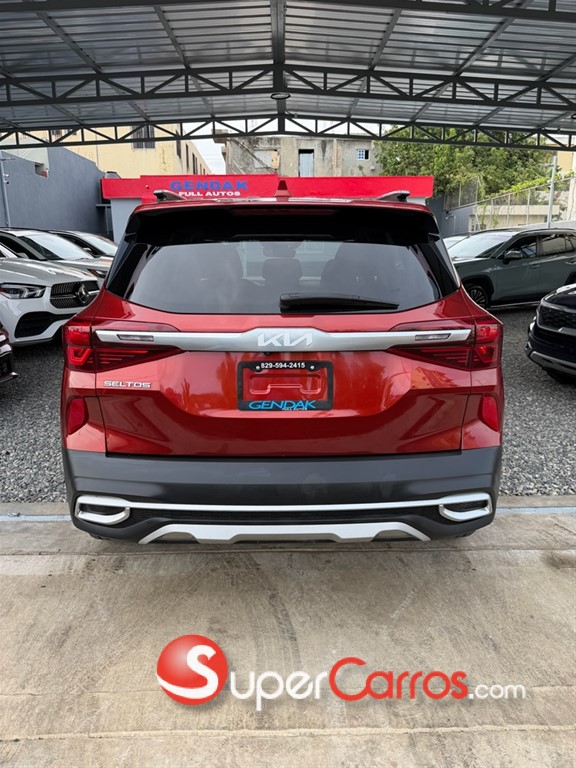 2022 Kia Seltos S — foto 5 / 7