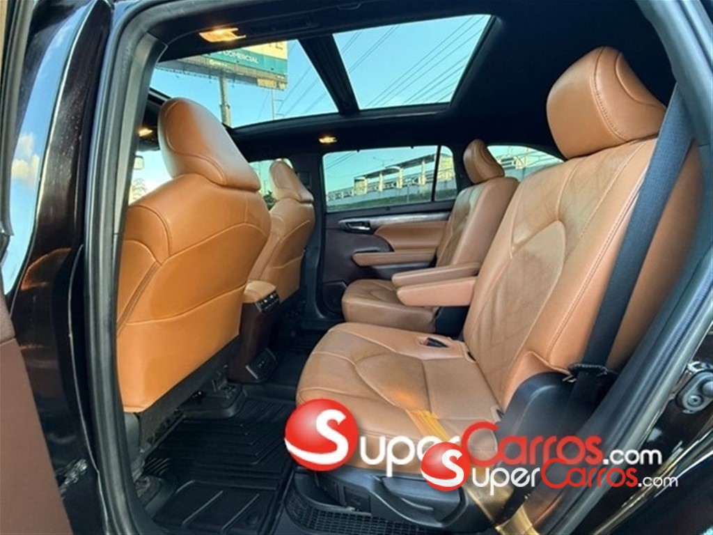 2021 Toyota Highlander Hybrid Platinum — foto 10 / 11