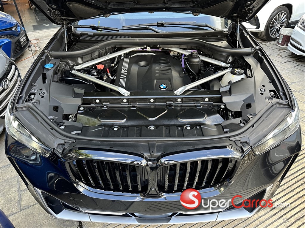 2024 BMW X 5 SDRIVE 40i — foto 12 / 12