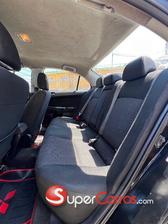 2008 Mitsubishi Motors Lancer — foto 8 / 10