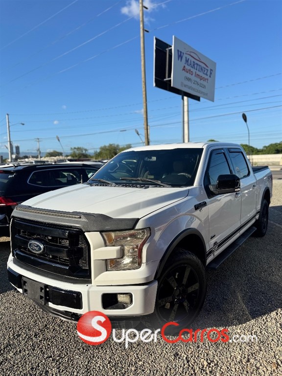 2015 Ford F 150 XLT — foto 3 / 10