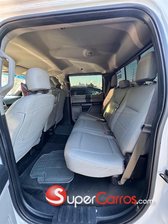 2015 Ford F 150 XLT — foto 10 / 10