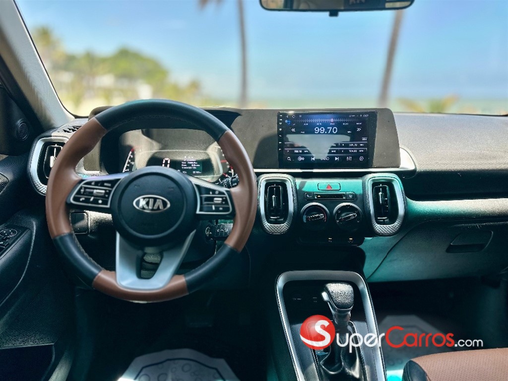 2022 Kia Sonet — foto 8 / 11