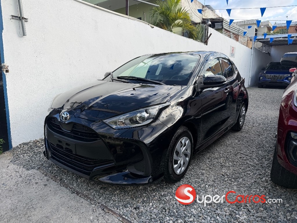 2021 Toyota Yaris — foto 2 / 12