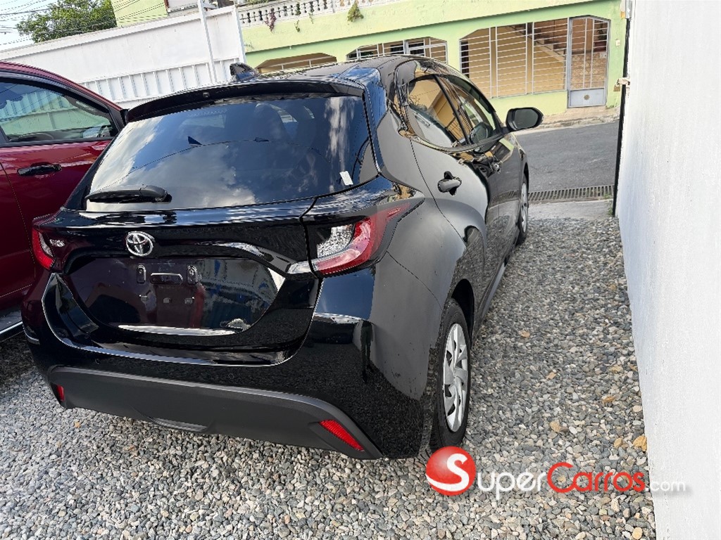 2021 Toyota Yaris — foto 3 / 12