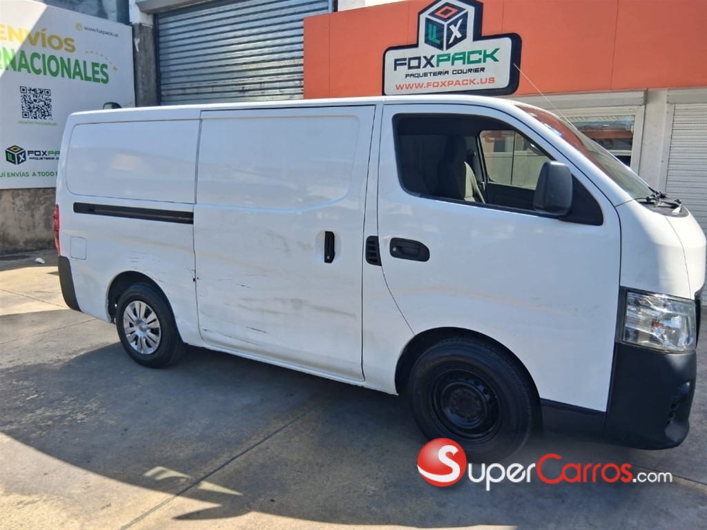 2022 Nissan Urvan Cargo — foto 11 / 12