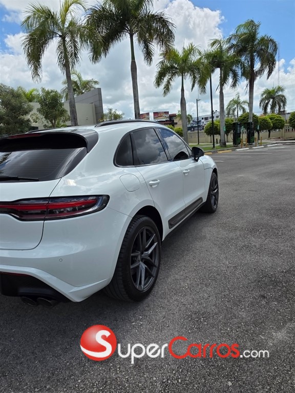 2025 Porsche Macan T — foto 5 / 9
