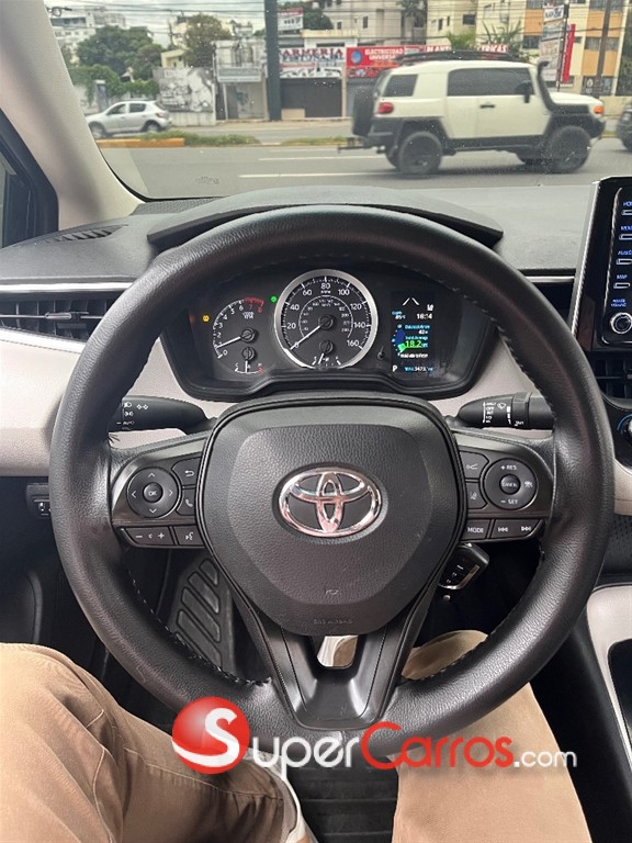 2020 Toyota Corolla LE — foto 5 / 8