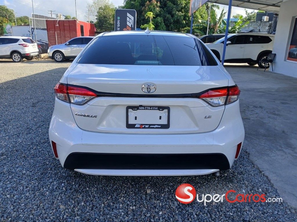 2021 Toyota Corolla LE — foto 7 / 12