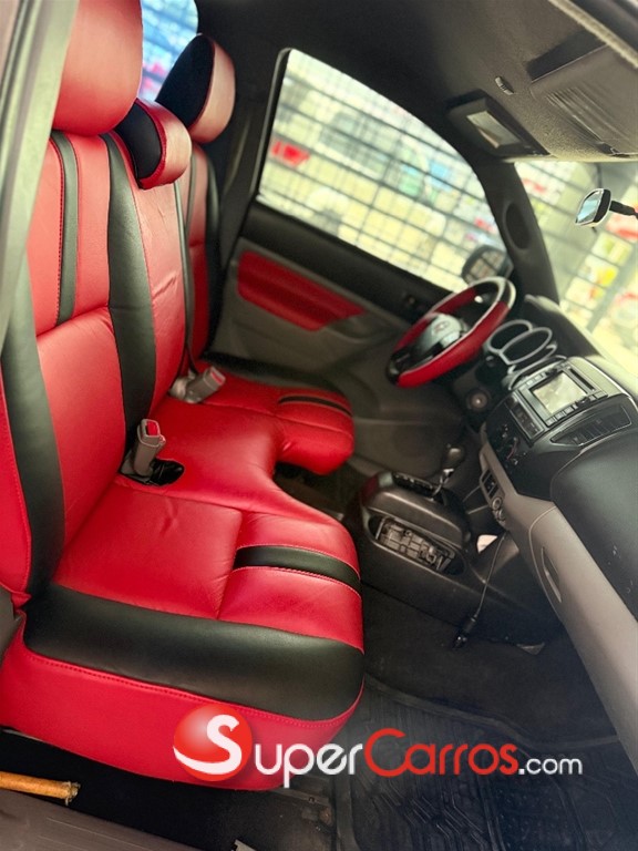 2013 Toyota Tacoma SR5 — foto 5 / 8