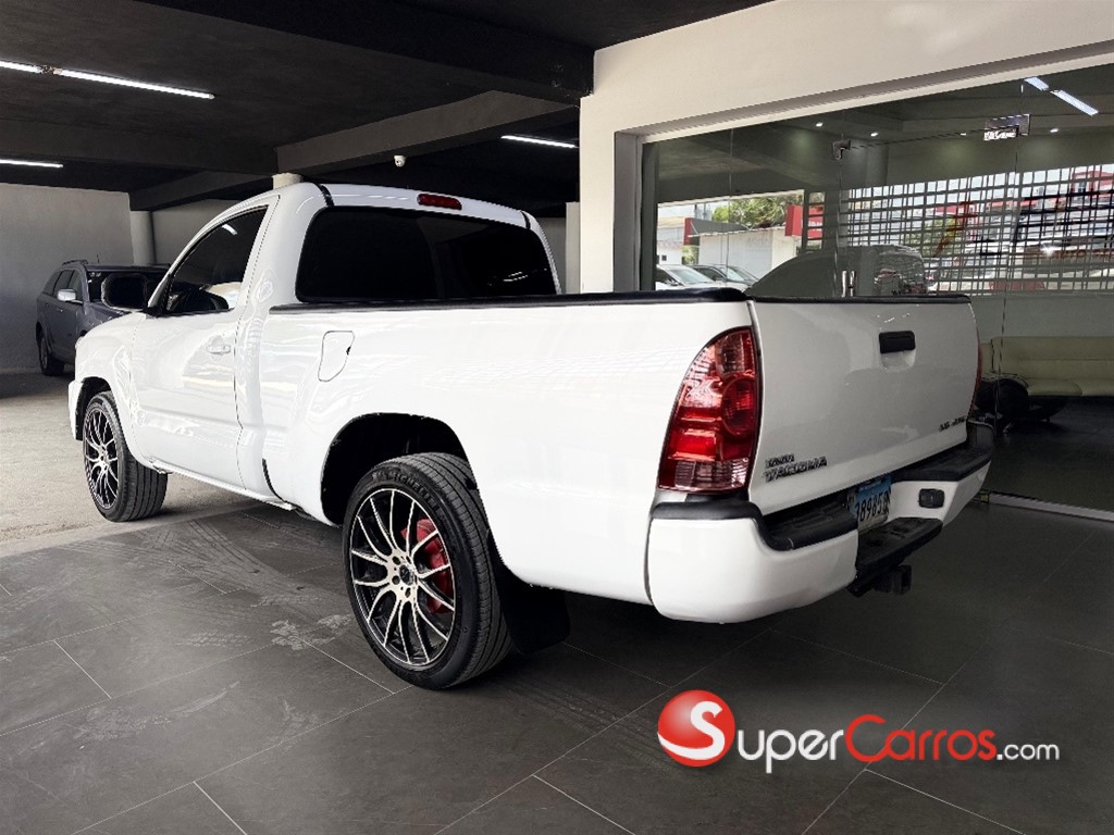 2013 Toyota Tacoma SR5 — foto 7 / 8
