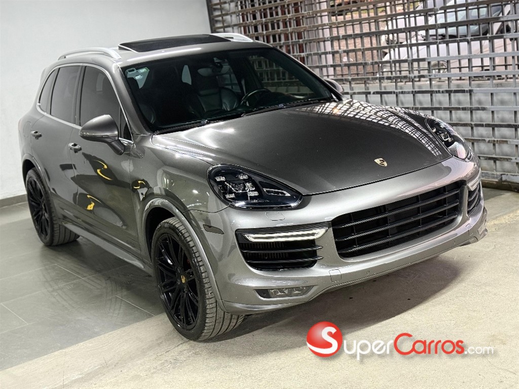 2016 Porsche Cayenne GTS