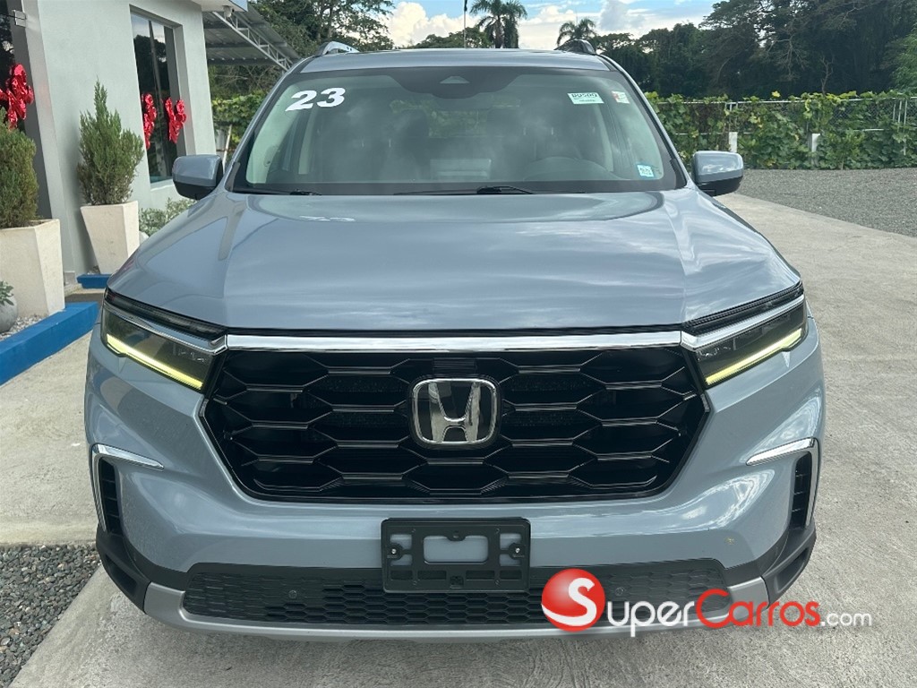 2023 Honda Pilot Touring — foto 2 / 12