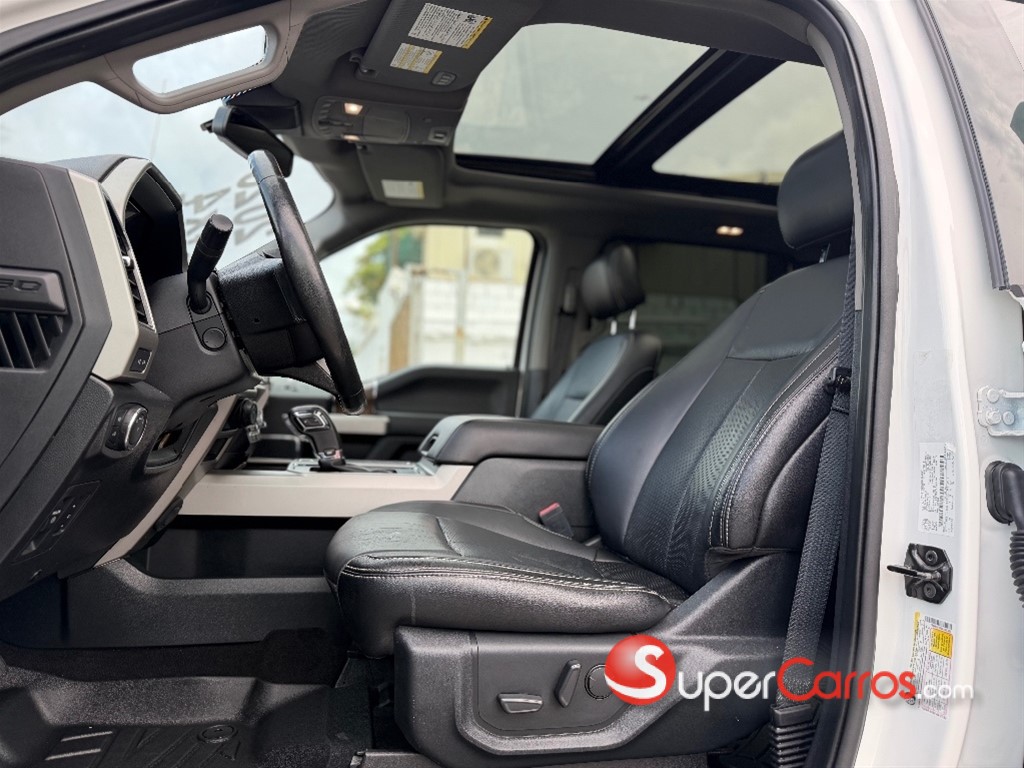 2020 Ford F 150 Lariat — foto 7 / 12