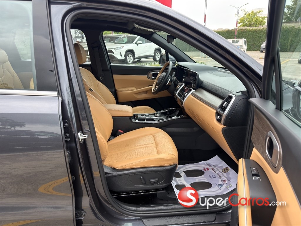 2021 Kia Sorento — foto 8 / 10