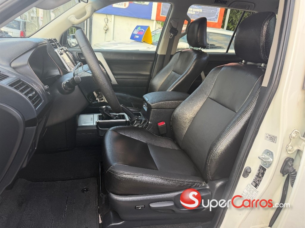 2020 Toyota Land Cruiser Prado TXL — foto 6 / 11