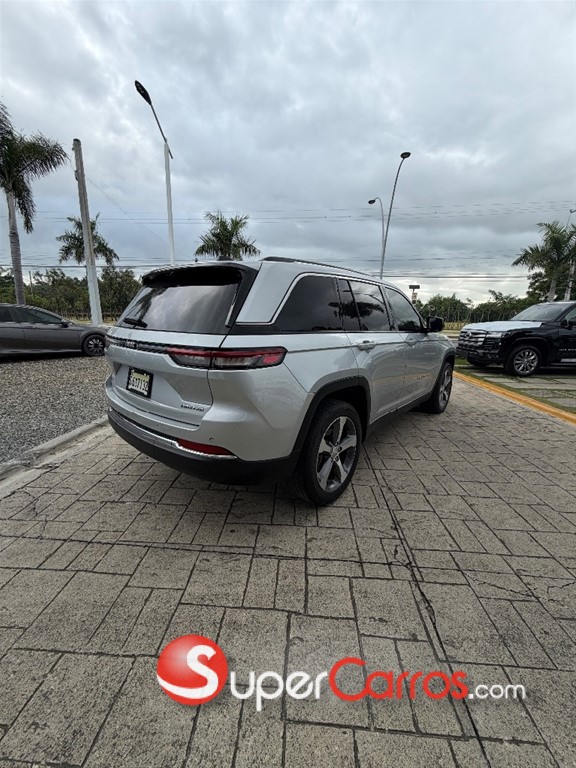 2023 Jeep Grand Cherokee Limited 4x4 — foto 5 / 11