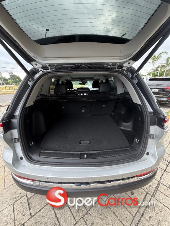 2023 Jeep Grand Cherokee Limited 4x4 — foto 8 / 11