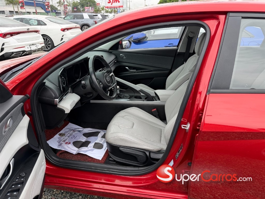 2021 Hyundai Avante — foto 6 / 10