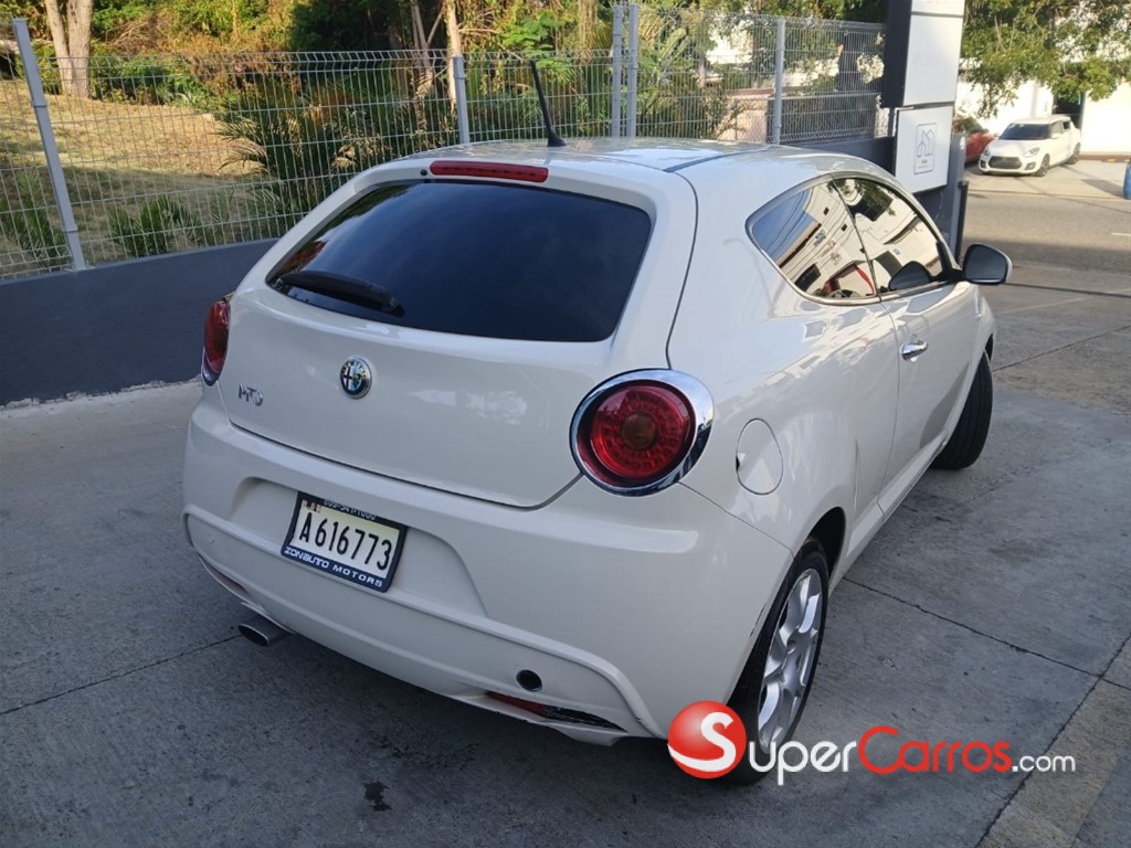 2013 Alfa Romeo Mito — foto 3 / 9
