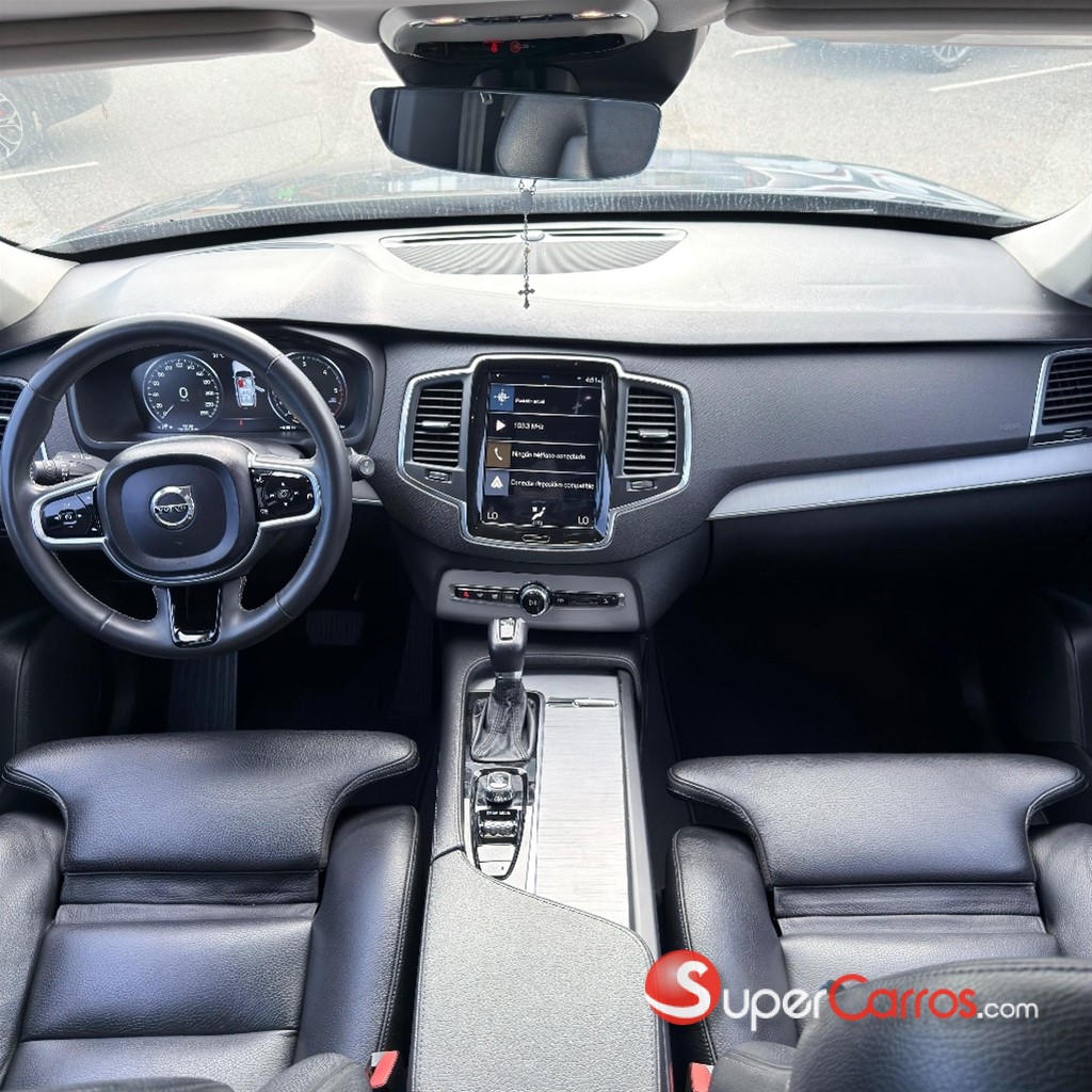 2021 Volvo XC90 Momentum D5 — foto 7 / 10