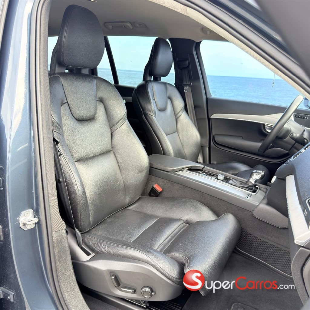 2021 Volvo XC90 Momentum D5 — foto 9 / 10