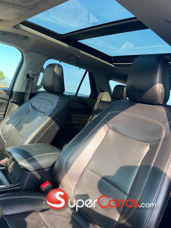 2021 Ford Explorer Limited Hybrid — foto 8 / 12
