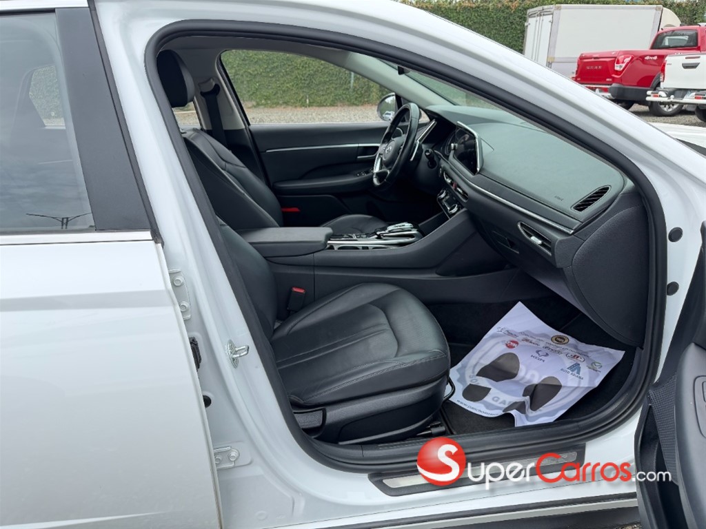 2020 Hyundai Sonata DN8 — foto 9 / 9