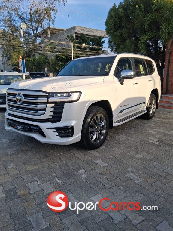 2026 Toyota Land Cruiser 70 ANIVERSARIO — foto 2 / 11