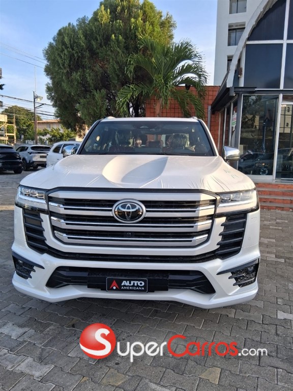 2026 Toyota Land Cruiser 70 ANIVERSARIO — foto 3 / 11