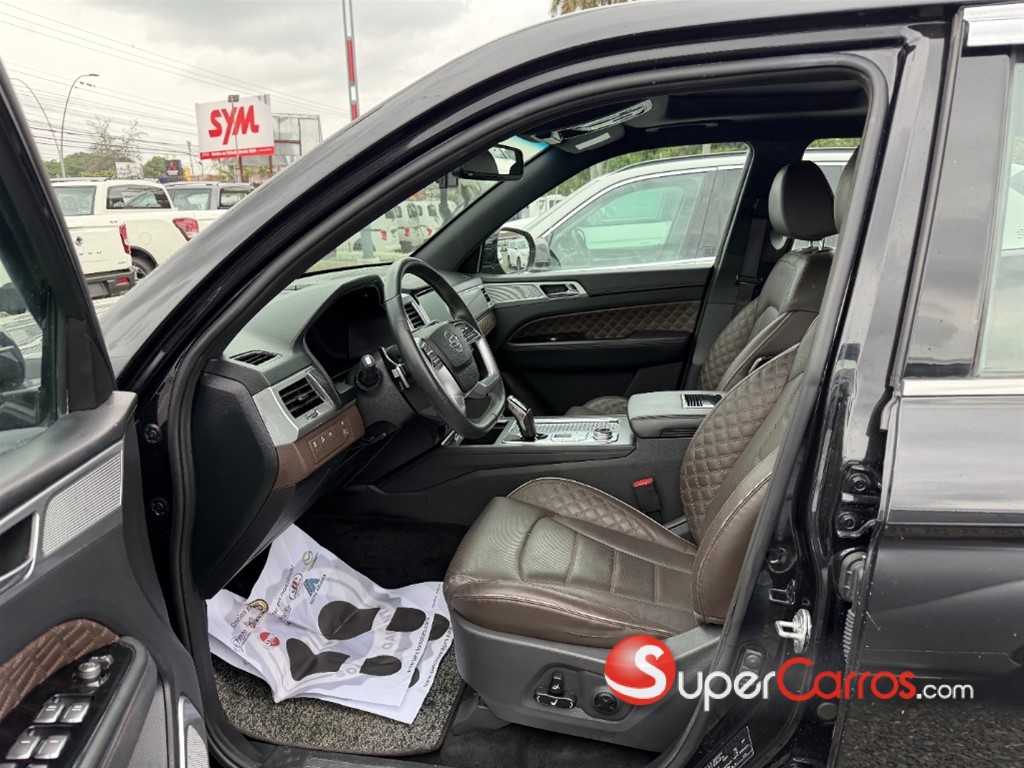 2023 SsangYong Rexton — foto 5 / 10