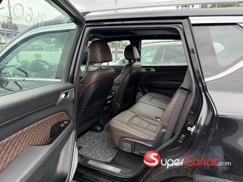 2023 SsangYong Rexton — foto 6 / 10